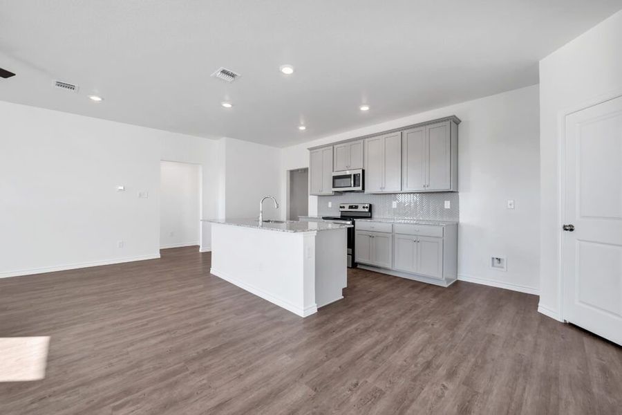 Spacious, unfurnished interior of a new home in Eastern Wells, Jarrell (Image 11). Spacious, unfurnished interior of a new home in Eastern Wells, Jarrell (Image 11).