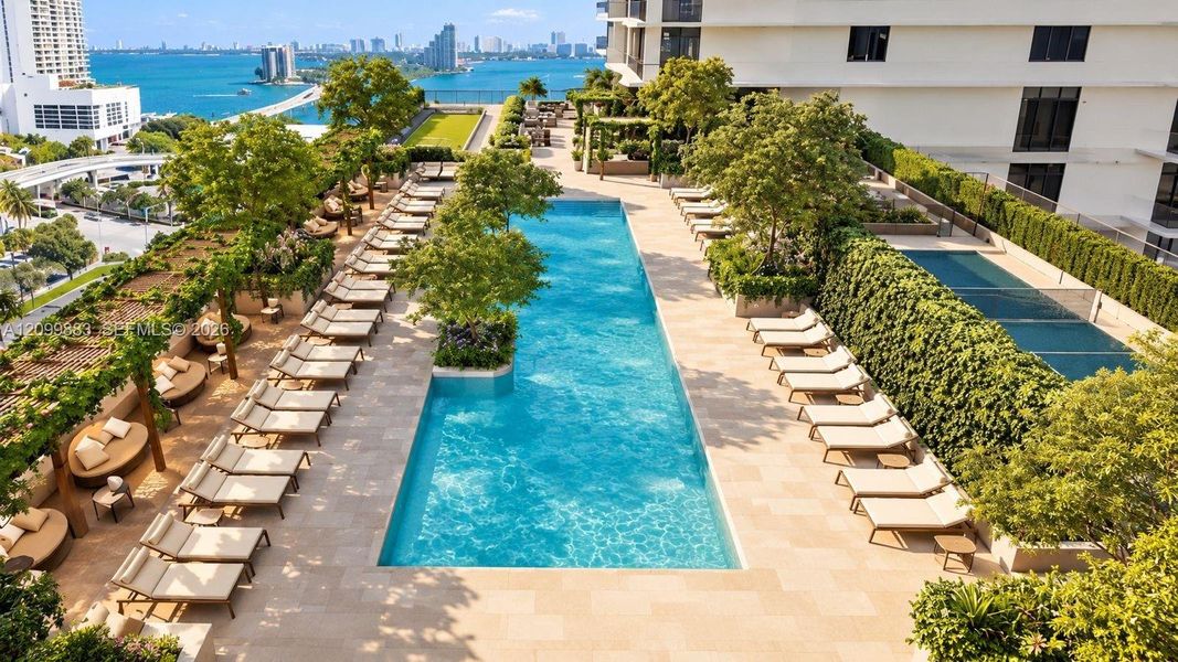 Community amenities in , Miami (Image 23).