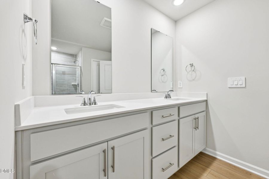 43-web-or-mls-Raleigh - River Glen - 306