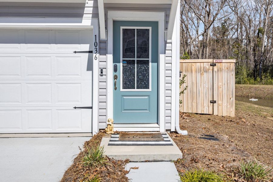 Exterior details and patio area of a home in , Hanahan (Image 29).