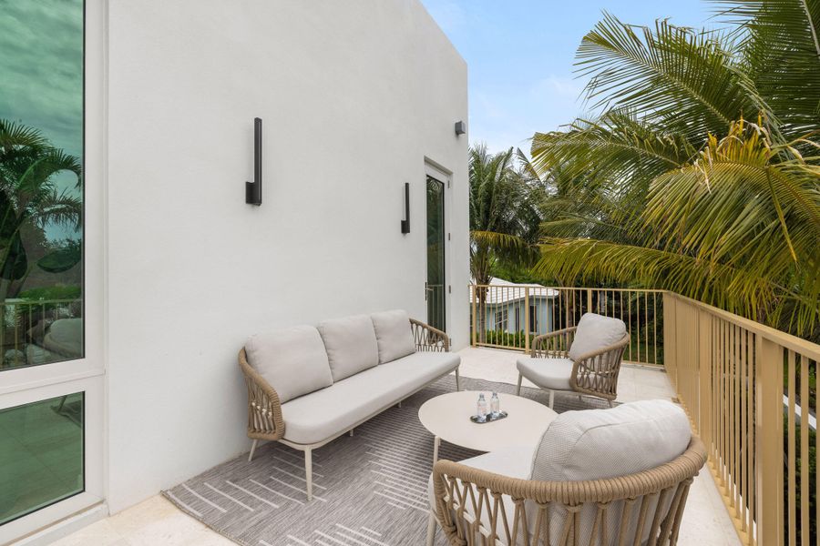 32G_et6a3394 32G_et6a3394