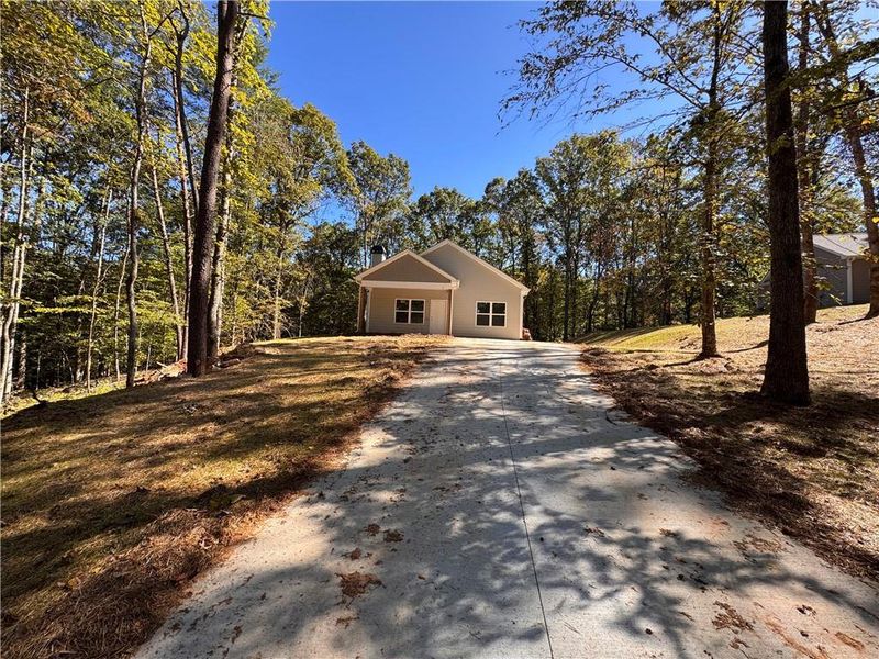 Natural landscape and outdoor views near  in Cleveland (Image 9).