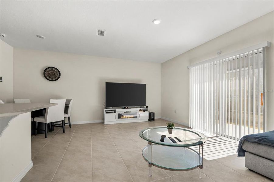 Furnished interior view inside a new home in , Davenport (Image 4).