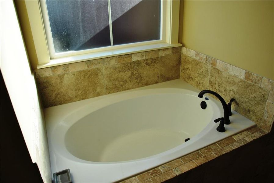 Close-up of interior finishes inside a home in , Kathleen (Image 22).