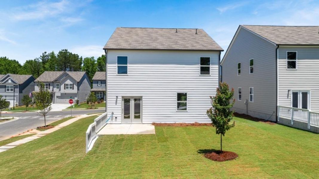 Exterior details and patio area of a home in Braselton Village, Braselton (Image 3).