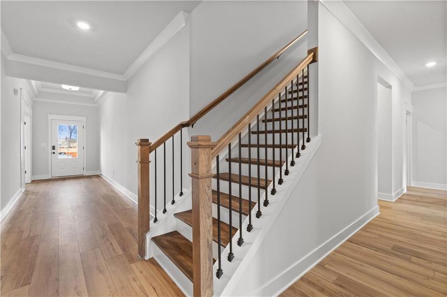 Spacious, unfurnished interior of a new home in Rosewood Lake Preserve, Hoschton (Image 36).