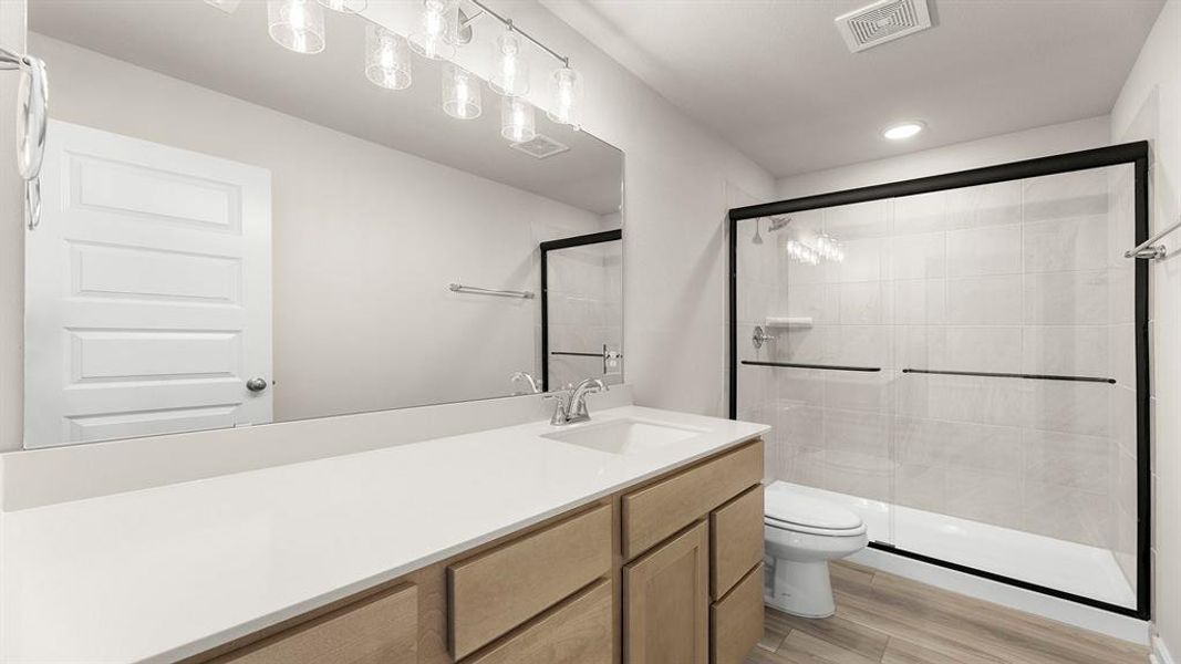 23. 747 Embrace - 3RD Bath 23. 747 Embrace - 3RD Bath