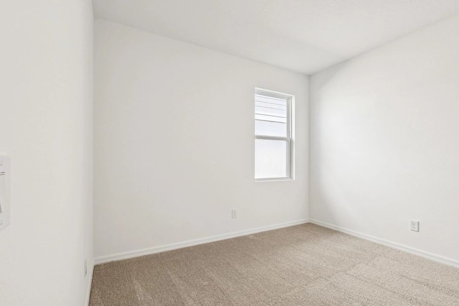 Spacious, unfurnished interior of a new home in Catamaran Cove, Rockledge (Image 17).