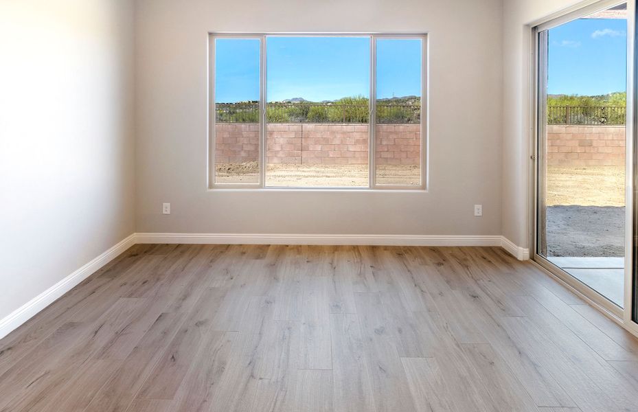Spacious, unfurnished interior of a new home in Vistoso Canyon Estates, Oro Valley (Image 25).