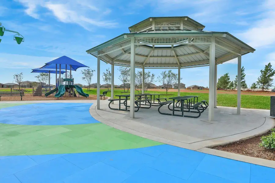 Community amenities in Freeman Ranch, Katy (Image 14).
