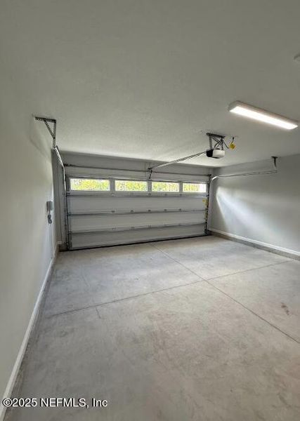 Spacious, unfurnished interior of a new home in , Jacksonville (Image 11). Spacious, unfurnished interior of a new home in , Jacksonville (Image 11).