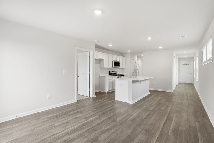 Representative unfurnished interior of a home built from the Juniper B by McGuinn Homes in Hunters Branch, Hopkins (Image 34).