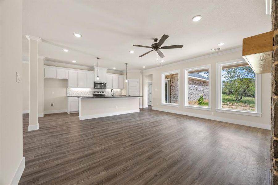 Spacious, unfurnished interior of a new home in , Ennis (Image 24).