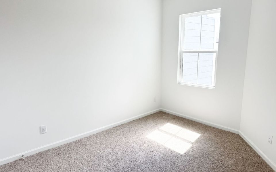 Spacious, unfurnished interior of a new home in Wendell Falls, Wendell (Image 19).