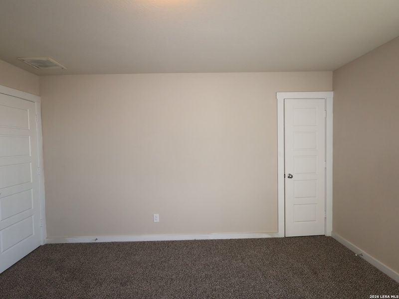 Spacious, unfurnished interior of a new home in Meadows at Clear Springs, New Braunfels (Image 26). Spacious, unfurnished interior of a new home in Meadows at Clear Springs, New Braunfels (Image 26).