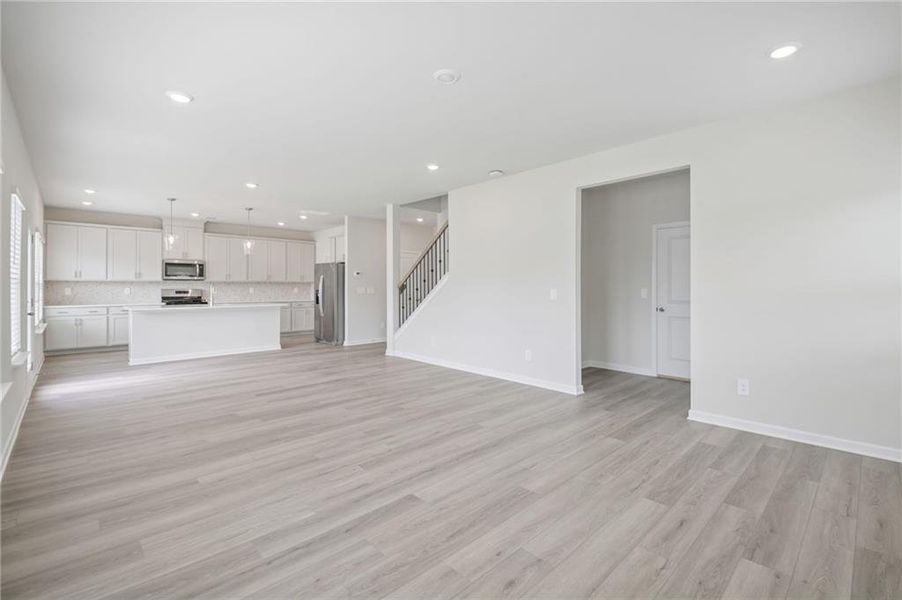 Spacious, unfurnished interior of a new home in Northwoods at Mirror Lake, Villa Rica (Image 23).