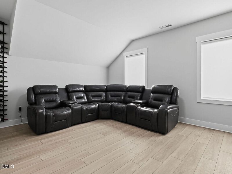 030-1280x960-bonus-room 030-1280x960-bonus-room