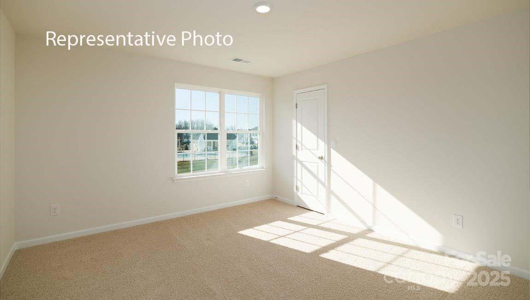 Spacious, unfurnished interior of a new home in Brinkley Ridge, Kings Mountain (Image 11).