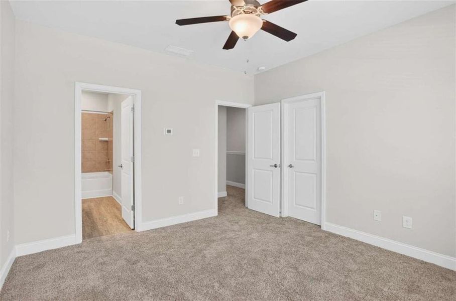 Spacious, unfurnished interior of a new home in Morning Creek Forest, South Fulton (Image 12).