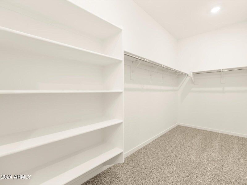 Walk-in Closet