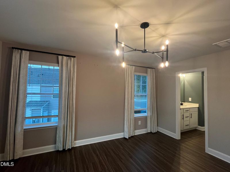 Model 48 Primary Suite 4