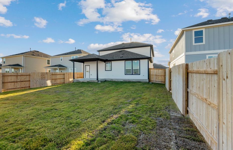 Exterior details and patio area of a home in Patterson Ranch, Georgetown (Image 28).