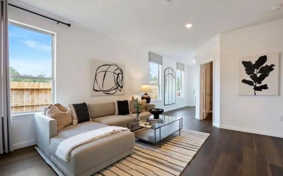 Furnished interior view inside a new home in The Pines At Seven Coves, Conroe (Image 7). Furnished interior view inside a new home in The Pines At Seven Coves, Conroe (Image 7).