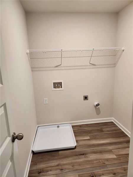 Spacious, unfurnished interior of a new home in , Loganville (Image 51). Spacious, unfurnished interior of a new home in , Loganville (Image 51).