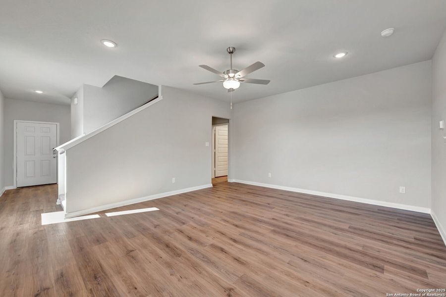 Spacious, unfurnished interior of a new home in Paloma Park, Converse (Image 13).