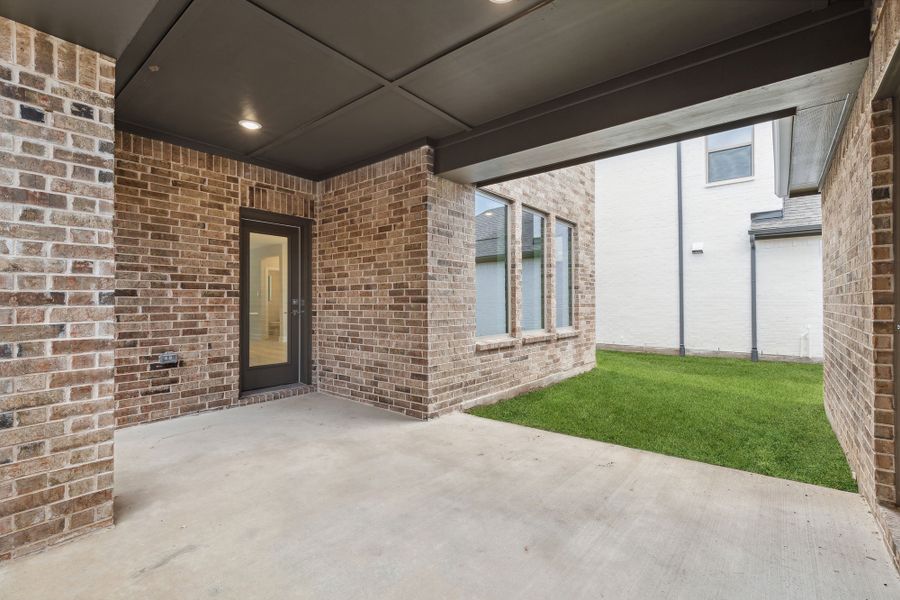 The Bayner - Covered Patio The Bayner - Covered Patio