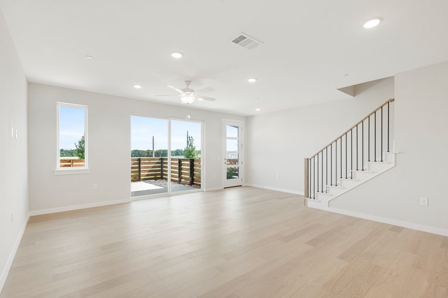 Spacious, unfurnished interior of a new home in Wildridge, Oak Point (Image 24). Spacious, unfurnished interior of a new home in Wildridge, Oak Point (Image 24).