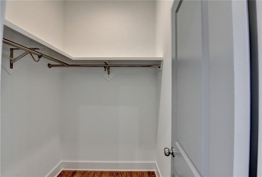 Spacious, unfurnished interior of a new home in , Atlanta (Image 23).