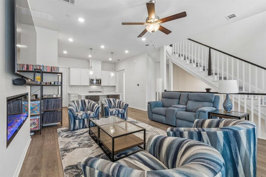 Furnished interior view inside a new home in , Frisco (Image 13).