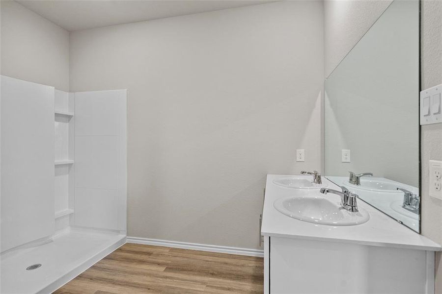 Close-up of interior finishes inside a home in , Cleburne (Image 9). Close-up of interior finishes inside a home in , Cleburne (Image 9).