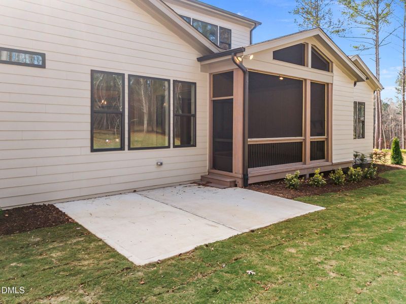 11-web-or-mls-dji_fly_20251001_054150_04