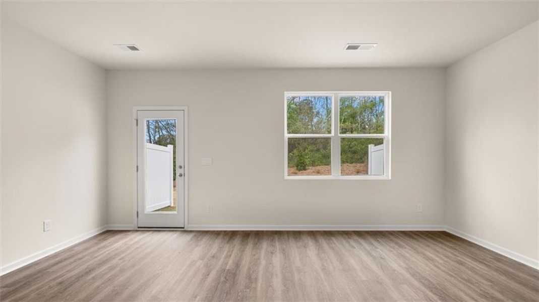 Spacious, unfurnished interior of a new home in Young's Crossing, Stone Mountain (Image 16).