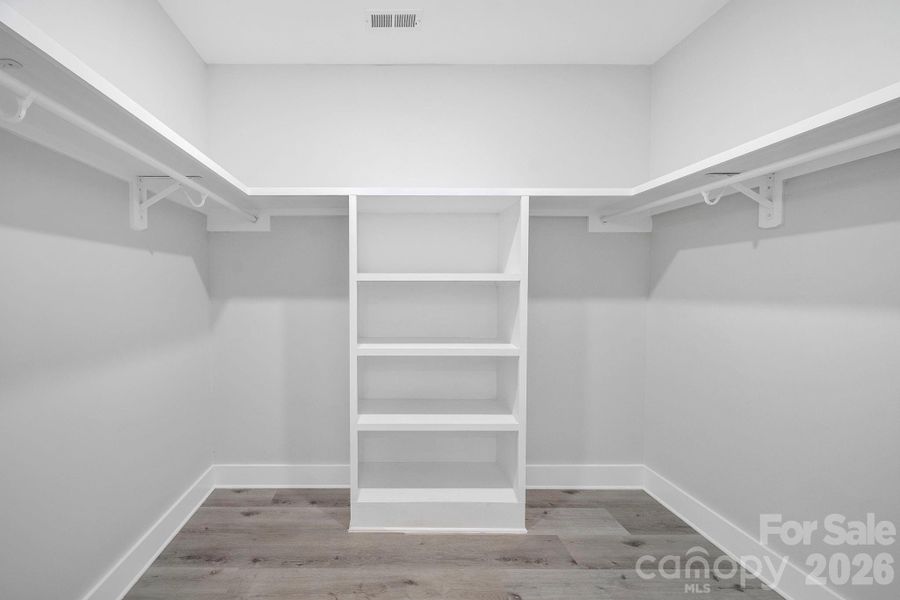 Spacious, unfurnished interior of a new home in , Kannapolis (Image 21).