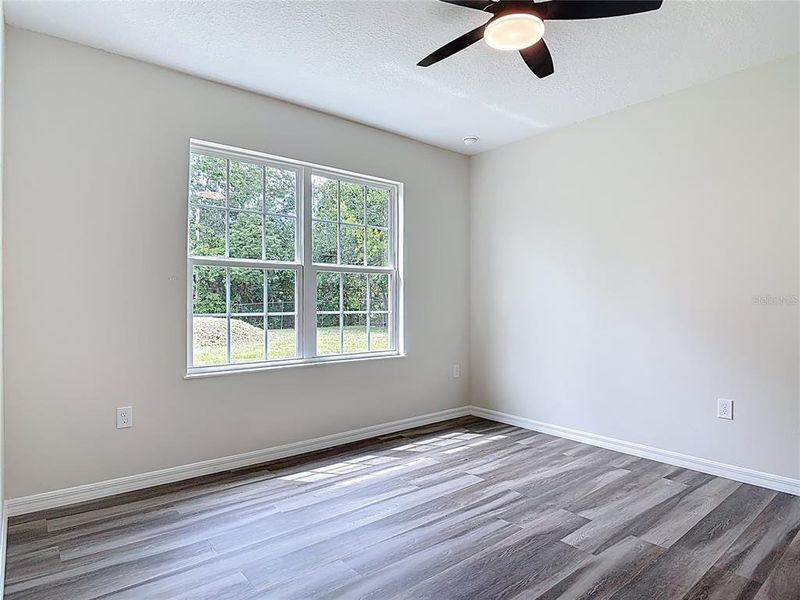 Spacious, unfurnished interior of a new home in , Deland (Image 15).