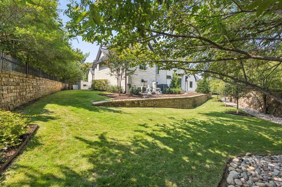 Natural landscape and outdoor views near in Westlake (Image 27). Natural landscape and outdoor views near in Westlake (Image 27).