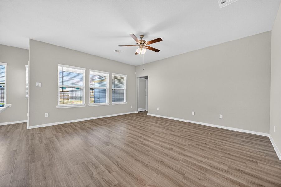 Spacious, unfurnished interior of a new home in Cypress Green, Hockley (Image 32). Spacious, unfurnished interior of a new home in Cypress Green, Hockley (Image 32).