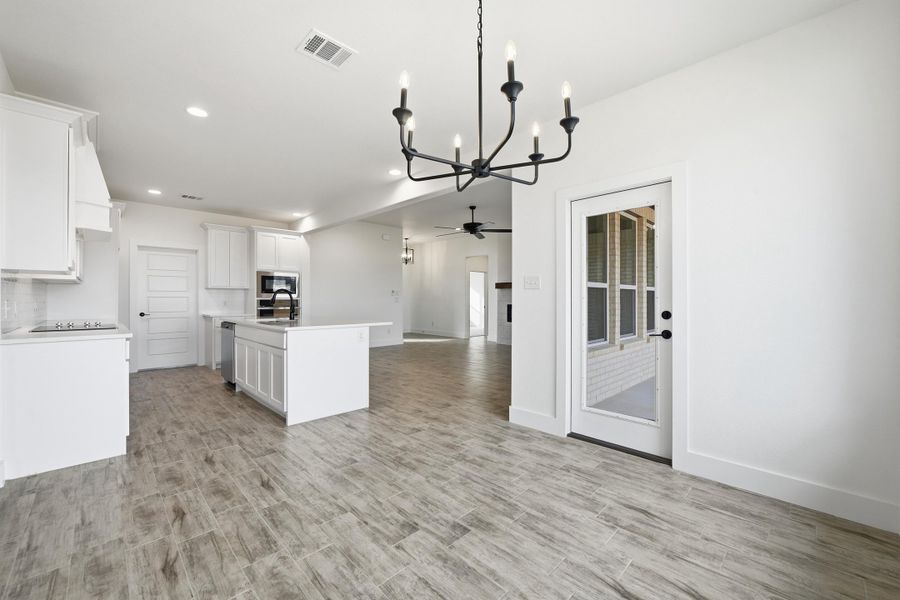 Spacious, unfurnished interior of a new home in Taylor Ranch, Springtown (Image 27).