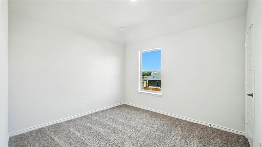 Spacious, unfurnished interior of a new home in The Woods at Lindsey Place, Anna (Image 19).