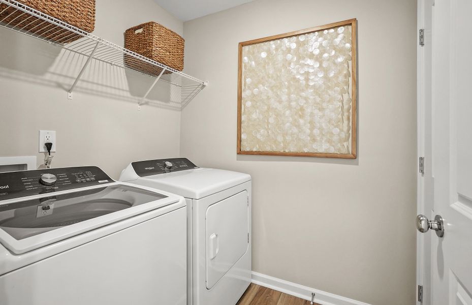 Representative interior finishes for a home built from the Landis by Pulte Homes in Mallard Park, Charlotte (Image 23).