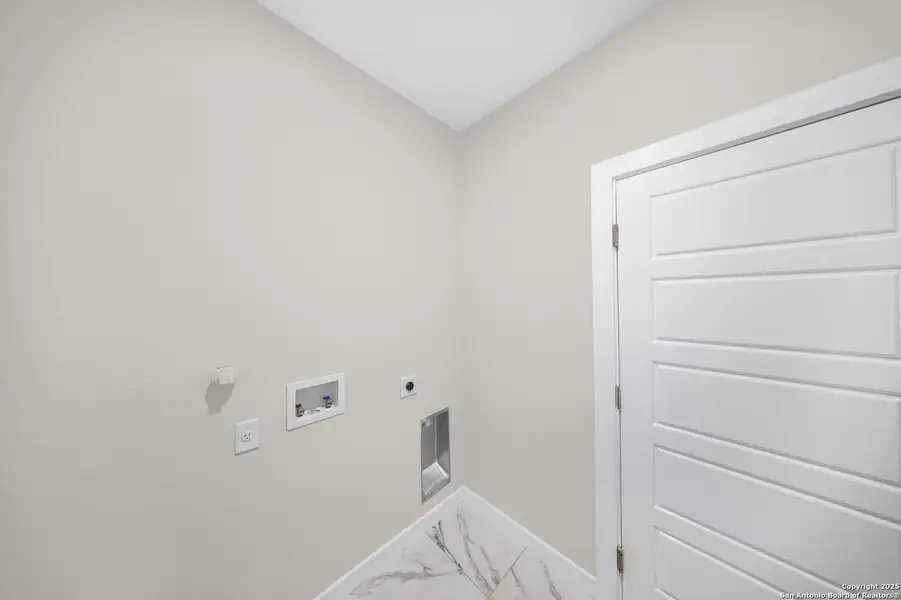 Spacious, unfurnished interior of a new home in , San Antonio (Image 21). Spacious, unfurnished interior of a new home in , San Antonio (Image 21).