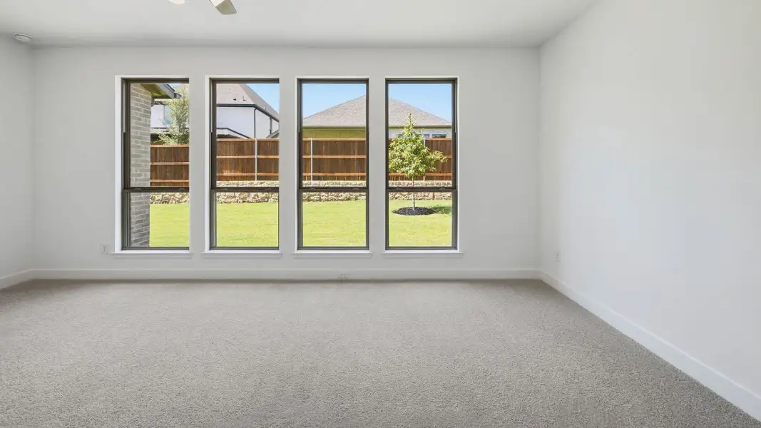 Spacious, unfurnished interior of a new home in Eliana, McKinney (Image 21).