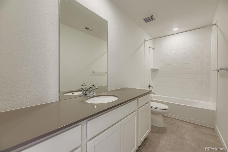 Image 14 of a home in Sterling Ranch: The Skyline Collection.