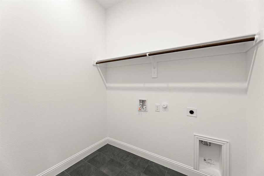 23_24. 541 San Angelo - Utility