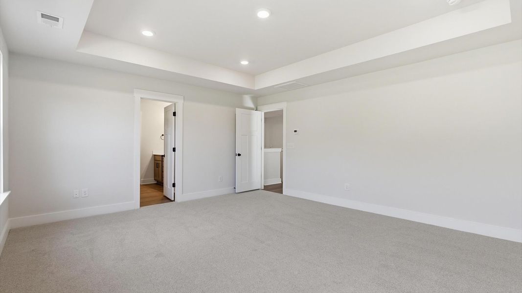 Furnished interior view inside a new home in Harrier Point, Woodruff (Image 28).