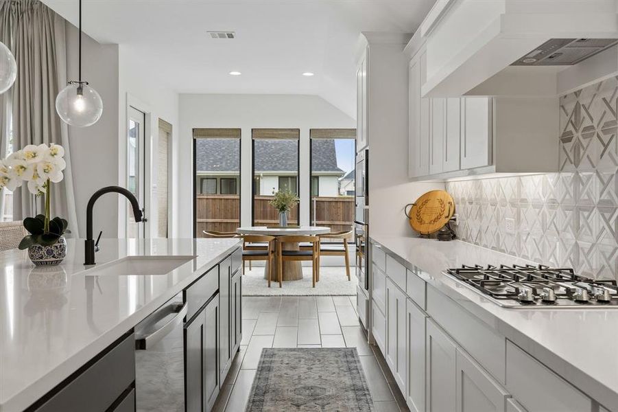 Furnished interior view inside a new home in , Lavon (Image 13).