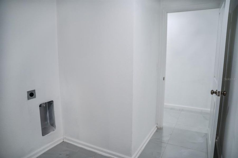 Spacious, unfurnished interior of a new home in Spring Hill Classic, Spring Hill (Image 21).